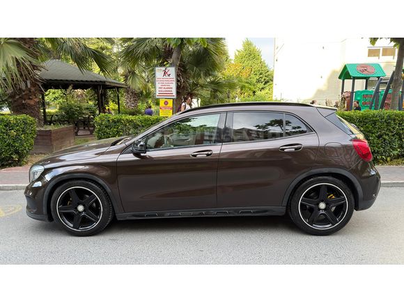 İlk Sahibinden Özel Sipariş GLA 200 AMG Exclusive Night