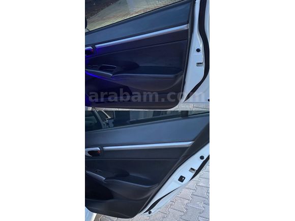 Sahibinden Honda Civic 1.6i VTEC Elegance 2010 Model