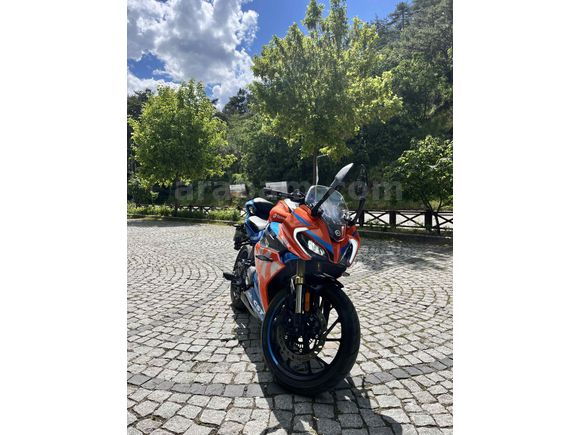 Sahibinden CFmoto 250SR 750km 