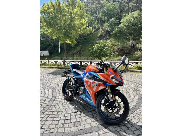 Sahibinden CFmoto 250SR 750km 