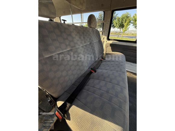 220BİNDE ORJİNAL HATASIZ BOYASIZ 5+1 CAMLI VAN