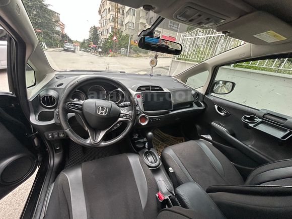 Honda Jazz EKSTRALI-BAKIMLI