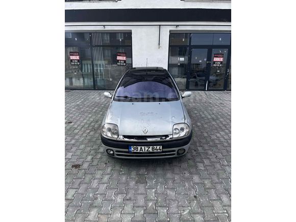 Sahibinden Renault Clio 1.4 RXT 2002 Model  296.000 km Gri (Gümüş)