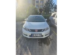 Sahibinden Honda Civic 1.6i VTEC Eco Elegance 2013 Model