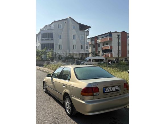 Sahibinden Honda Civic 1.6 i ES 2001 Model 