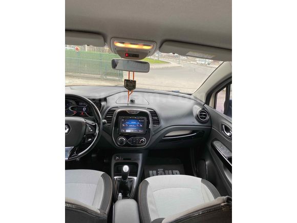 Sahibinden Renault Captur 1.5 dCi Icon 2013 Model  154.000 km Bej