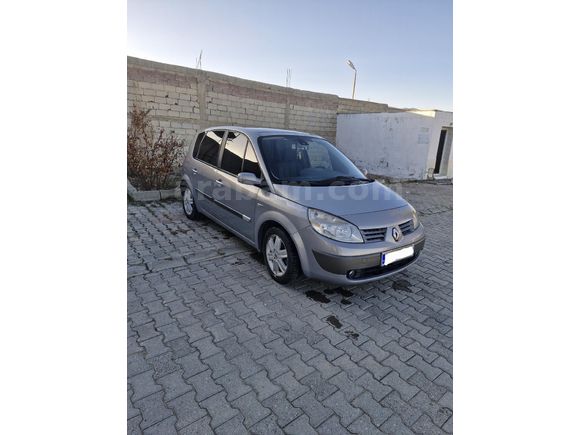Sahibinden Renault Scenic 1.6 Dynamique 2007 Model  222.000 km Gri (Gümüş)
