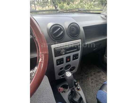 Sahibinden Dacia Logan 1.6 Laureate 2005 Model Kayseri
