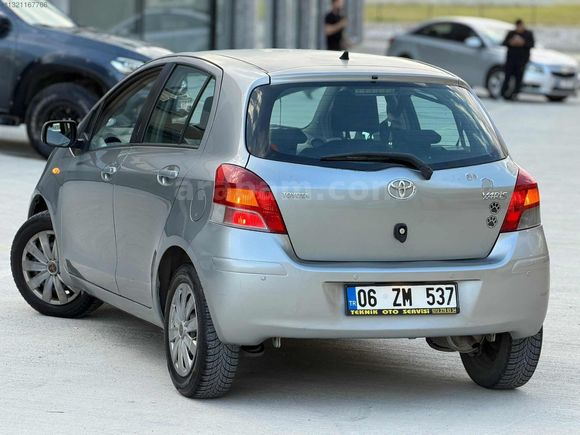 2009 YARİS BENZİN LPG TEMİZZ