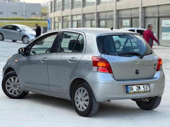 2009 YARİS BENZİN LPG TEMİZZ