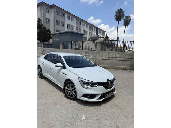 Sahibinden Renault Megane 1.6 Joy 2018 Model  199.000 km Beyaz