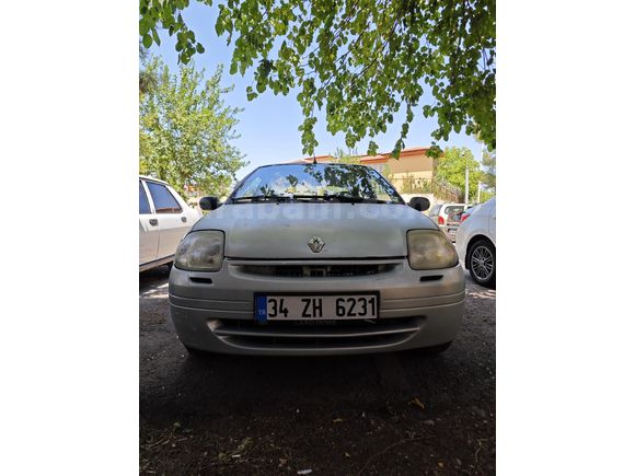 Sahibinden Renault Clio 1.4 RNA 2001 Model Diyarbakır