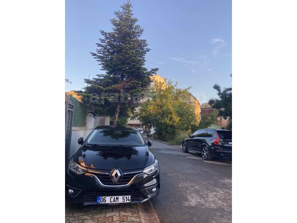 Sahibinden Renault Megane 1.5 Blue DCI Touch 2020 Model 