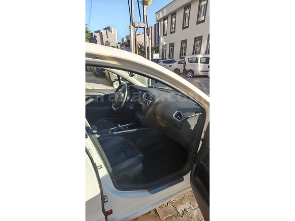 Sahibinden Citroen C4 1.6 e-HDi Exclusive 2012 Model