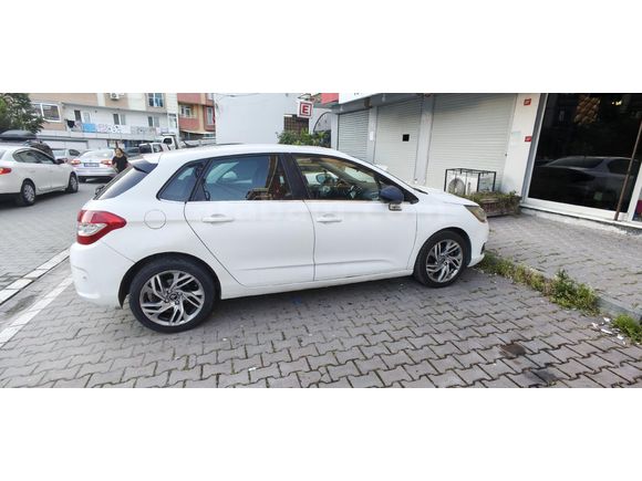 Sahibinden Citroen C4 1.6 e-HDi Exclusive 2012 Model