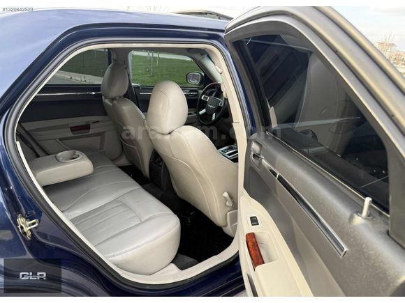 EMSALSİZ LANSMAN RENK CHRYSLER 3.0 CRD