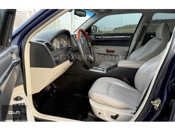 EMSALSİZ LANSMAN RENK CHRYSLER 3.0 CRD