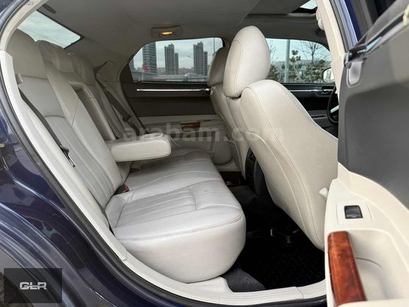 EMSALSİZ LANSMAN RENK CHRYSLER 3.0 CRD