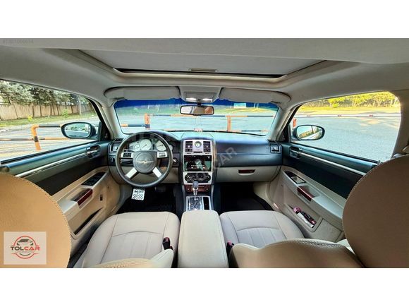 TOLCAR ( CHRYSLER 300 C )