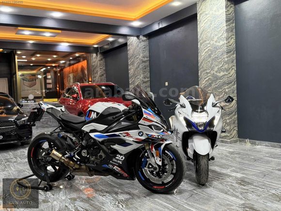 GÜN AUTO'DAN 2023 MODEL S1000RR HATASIZ TERTEMİZ DÜŞÜK KM