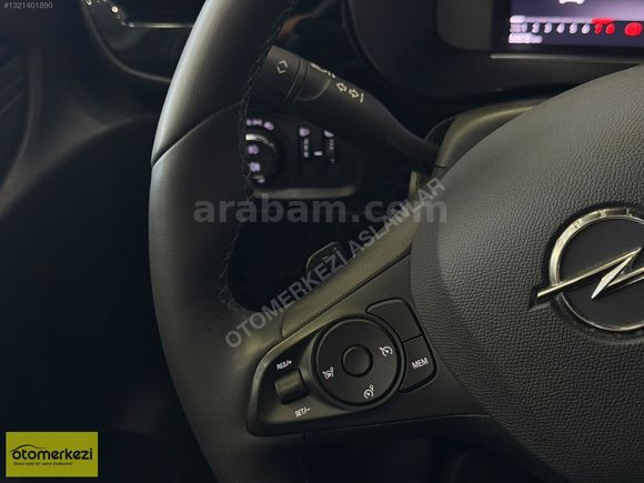 2022 OPEL CORSA 1.2T ULTIMATE / ÇİFT RENK + CAM TAVAN