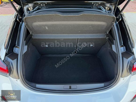 -MOSSO MOTORS-2023 OPEL CORSA 1.2T ULTİMATE-CAM TAVAN-FULL-