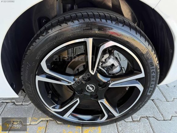 -MOSSO MOTORS-2023 OPEL CORSA 1.2T ULTİMATE-CAM TAVAN-FULL-
