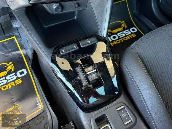 -MOSSO MOTORS-2023 OPEL CORSA 1.2T ULTİMATE-CAM TAVAN-FULL-