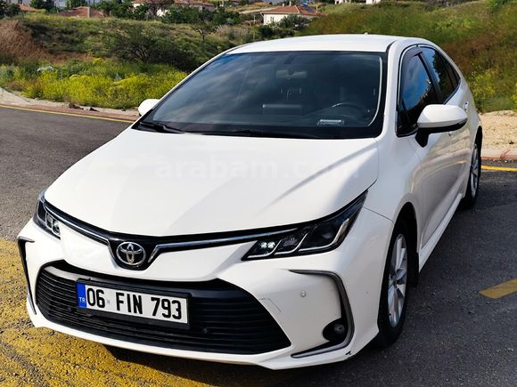 Acil 2020 çıkışlı Temiz Kazasız Corolla 1.6 Dream