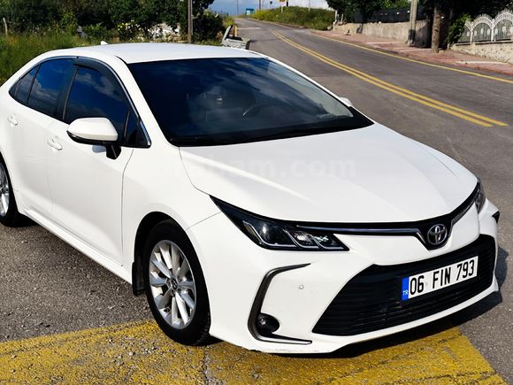 Acil 2020 çıkışlı Temiz Kazasız Corolla 1.6 Dream