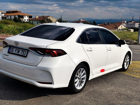 Acil 2020 çıkışlı Temiz Kazasız Corolla 1.6 Dream