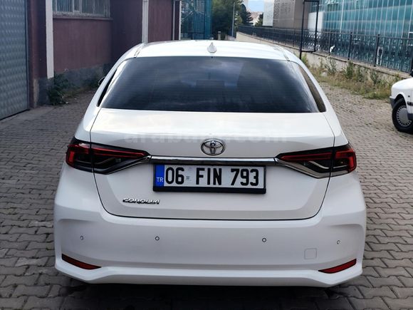 Acil 2020 çıkışlı Temiz Kazasız Corolla 1.6 Dream