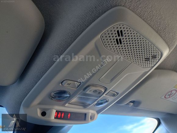2023 MODEL 31.000 KM HATASIZ ŞERİT TAKİP CAR PLAY HAYLT EKRAN