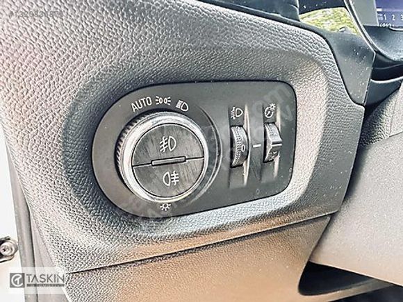 2022 CORSA 1.2T ELEGANCE CAMTVN+HAYALET+ŞRTTAKİP+ETOGGLE+47BİNKM
