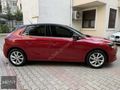 BOYASIZ OPEL CORSA 1.2T ELEGANCE CAM TAVAN 25.000KM Y.SERVİS BKM
