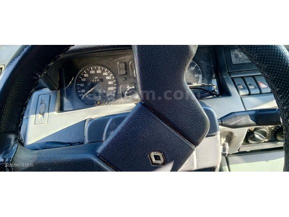 Sahibinden Renault Clio 1.4 RN 1996 Model