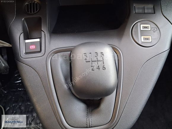 BÜYÜKSOYLU'DAN 2026 MODEL SIFIR OPEL COMBO 1.5 D ESENTİAL 130 HP