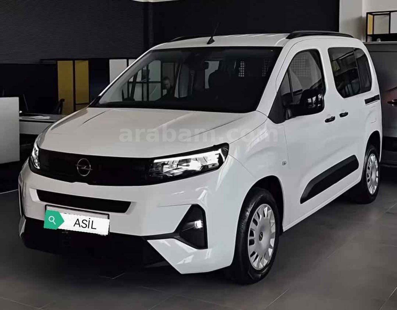 Galeriden Opel Combo 1.5 CDTI Essential 2025 Model Erzurum 0 km Beyaz 4