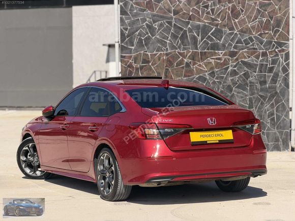 PERDECİ EROL'DAN 2023 CİVİC 1.5 VTEC EXECTV PLUS OTOMK SANRF ORJ