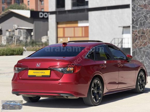 PERDECİ EROL'DAN 2023 CİVİC 1.5 VTEC EXECTV PLUS OTOMK SANRF ORJ