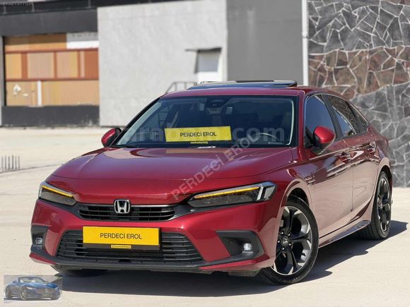 PERDECİ EROL'DAN 2023 CİVİC 1.5 VTEC EXECTV PLUS OTOMK SANRF ORJ