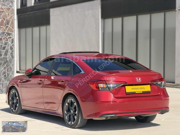 PERDECİ EROL'DAN 2023 CİVİC 1.5 VTEC EXECTV PLUS OTOMK SANRF ORJ