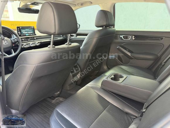 PERDECİ EROL'DAN 2023 CİVİC 1.5 VTEC EXECTV PLUS OTOMK SANRF ORJ