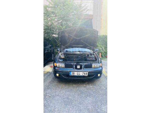 Sahibinden Seat Leon 1.6 Signo 2001 Model 