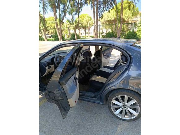 Sahibinden Seat Leon 1.6 Signo 2001 Model 