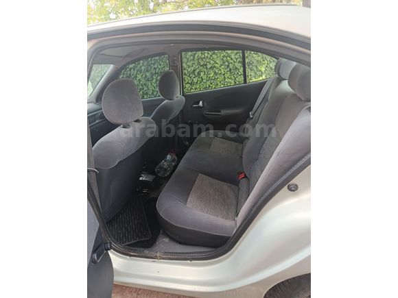 Sahibinden Renault Megane 1.4 Authentique 2001 Model  227.000 km Gri