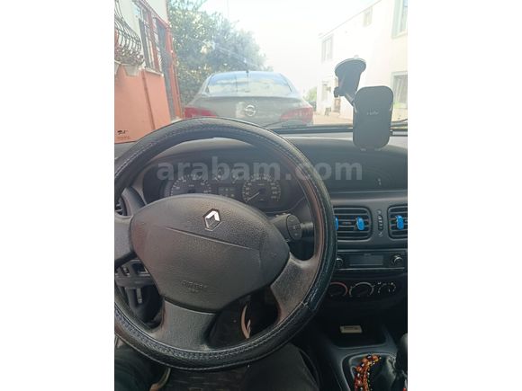 Sahibinden Renault Megane 1.4 Authentique 2001 Model  227.000 km Gri