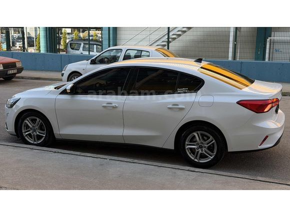 ÇELİK OTOMOTİVDEN NOKTA BOYASIZ HATASIZ FOCUS TAKAS OLUR