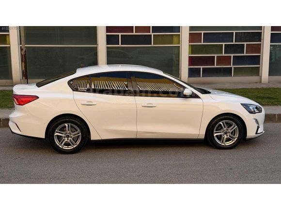 ÇELİK OTOMOTİVDEN NOKTA BOYASIZ HATASIZ FOCUS TAKAS OLUR