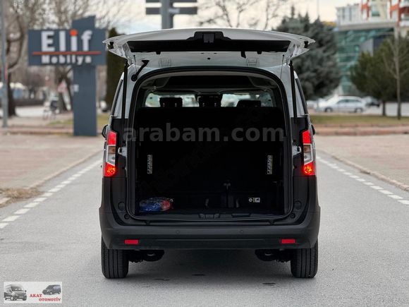 2024_HATASIZ_42.000KM'DE_1.5ECOBLUE 100 PS DELÜX 6 İLERİ_COURİER